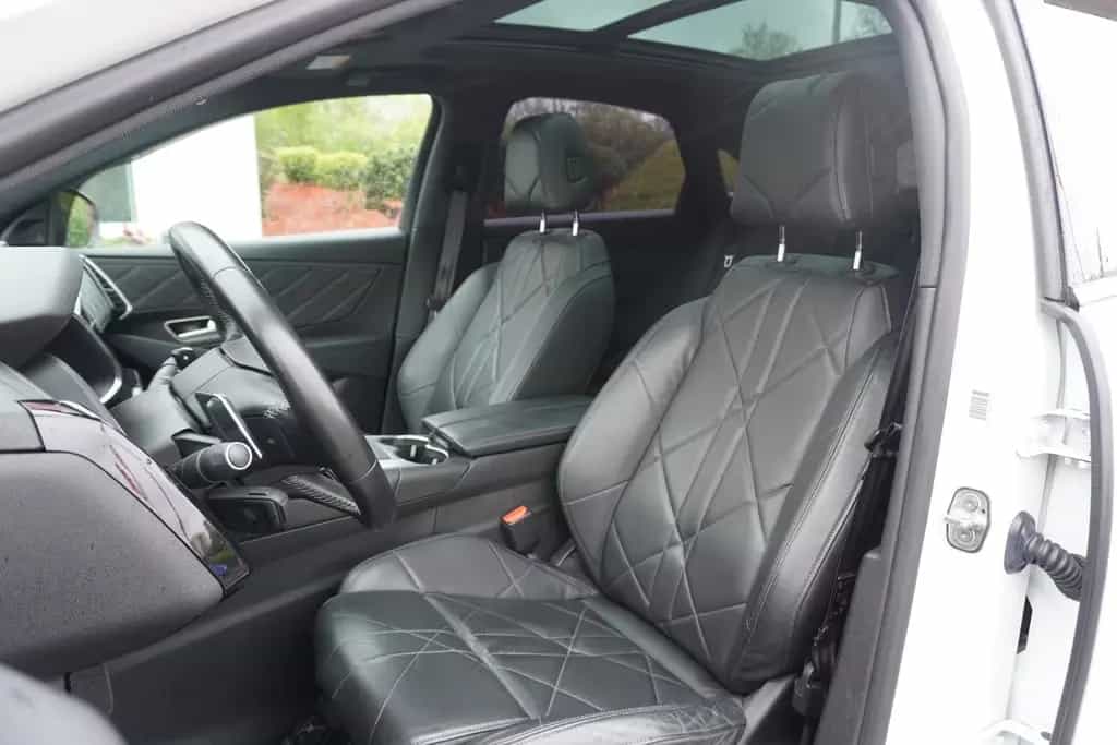 DS Automobiles DS7 (Crossback) DS7 Crossback 1.6 PureTech So Chic LED Navi 07/2019-photo-13