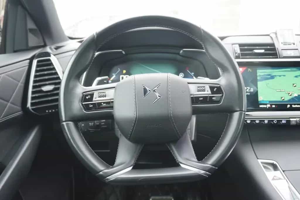 DS Automobiles DS7 (Crossback) DS7 Crossback 1.6 PureTech So Chic LED Navi 07/2019-photo-18