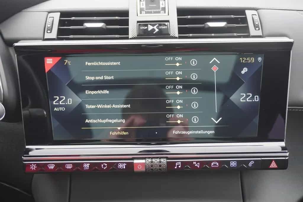 DS Automobiles DS7 (Crossback) DS7 Crossback 1.6 PureTech So Chic LED Navi 07/2019-photo-26