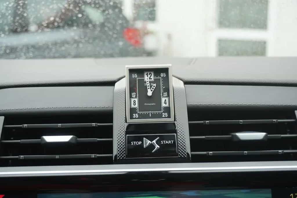 DS Automobiles DS7 (Crossback) DS7 Crossback 1.6 PureTech So Chic LED Navi 07/2019-photo-28
