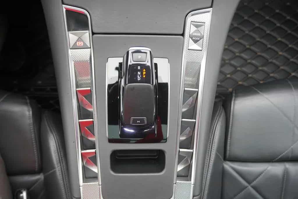 DS Automobiles DS7 (Crossback) DS7 Crossback 1.6 PureTech So Chic LED Navi 07/2019-photo-30