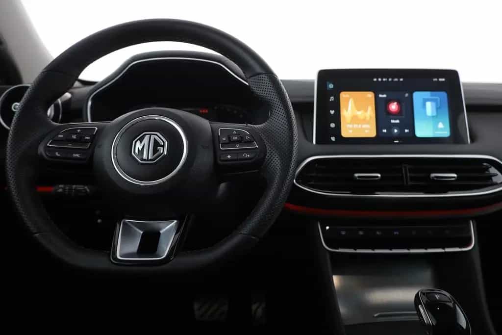 MG HS 1.5 T-GDI Luxury Aut. LED ACC Navi 360° Pano 03/2024-photo-9