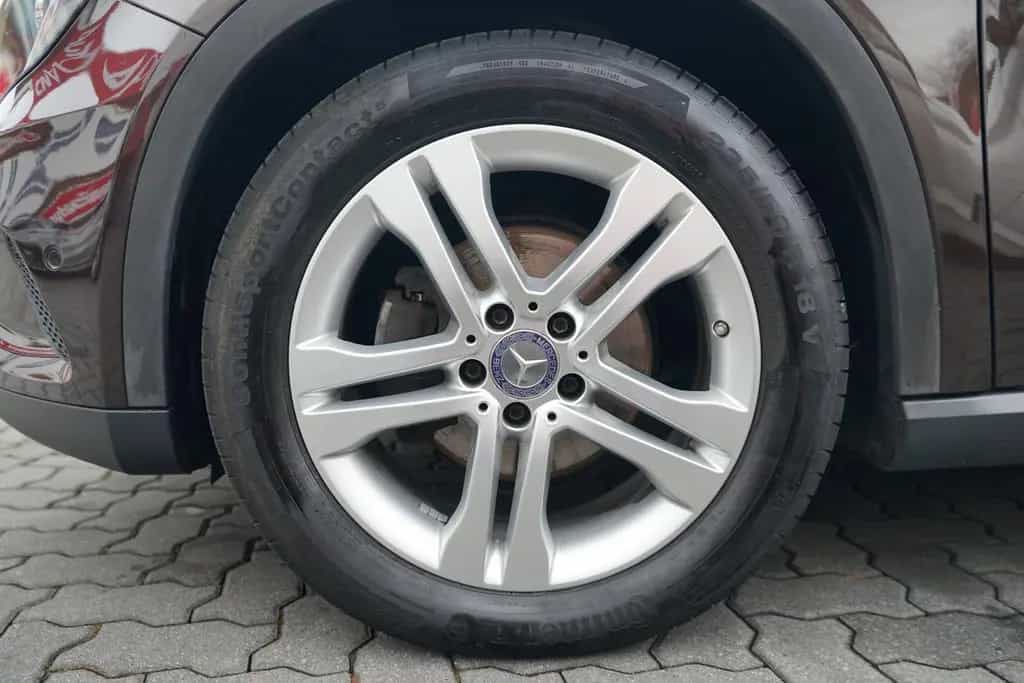 Mercedes-Benz GLA 200 Standard Bi-Xenon Sitzheizung Kamera PDC 09/2015-photo-28