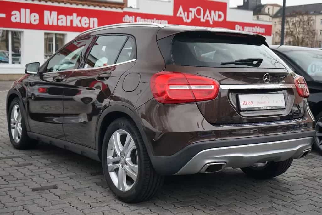 Mercedes-Benz GLA 200 Standard Bi-Xenon Sitzheizung Kamera PDC 09/2015-photo-4