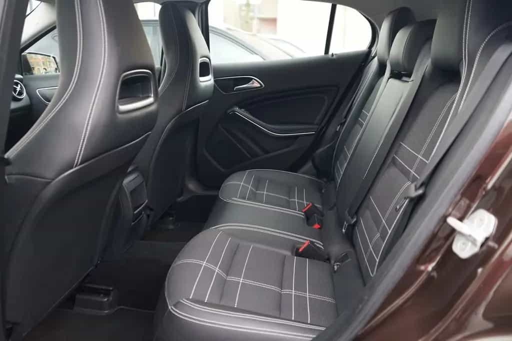 Mercedes-Benz GLA 200 Standard Bi-Xenon Sitzheizung Kamera PDC 09/2015-photo-7