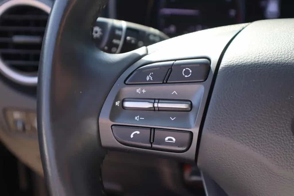 Hyundai KONA 1.0 T-GDI Pure Klimaaut. Navi Tempomat DAB 03/2019-photo-20