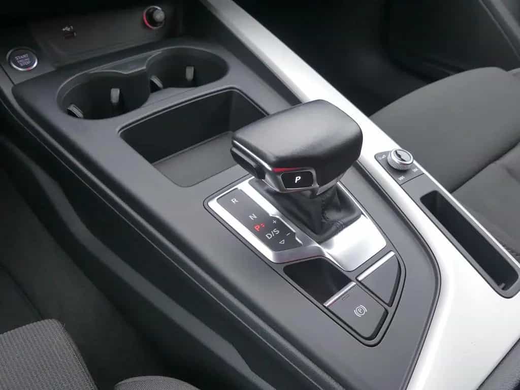 Audi A4 Avant 40 TFSI Laser Klimaaut. Navi DAB 09/2022-photo-14