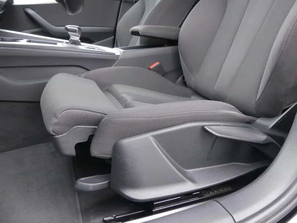 Audi A4 Avant 40 TFSI Laser Klimaaut. Navi DAB 09/2022-photo-24
