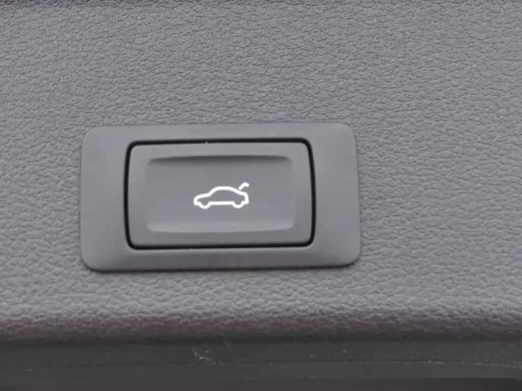 Audi A4 Avant 40 TFSI Laser Klimaaut. Navi DAB 09/2022-photo-29