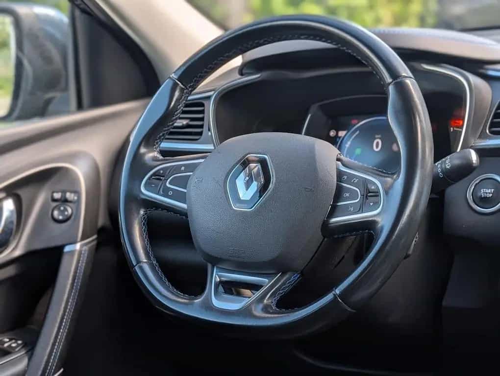 Renault Kadjar Crossborder-S PANO. NAVI. SHZ. BOSE 08/2018-photo-16