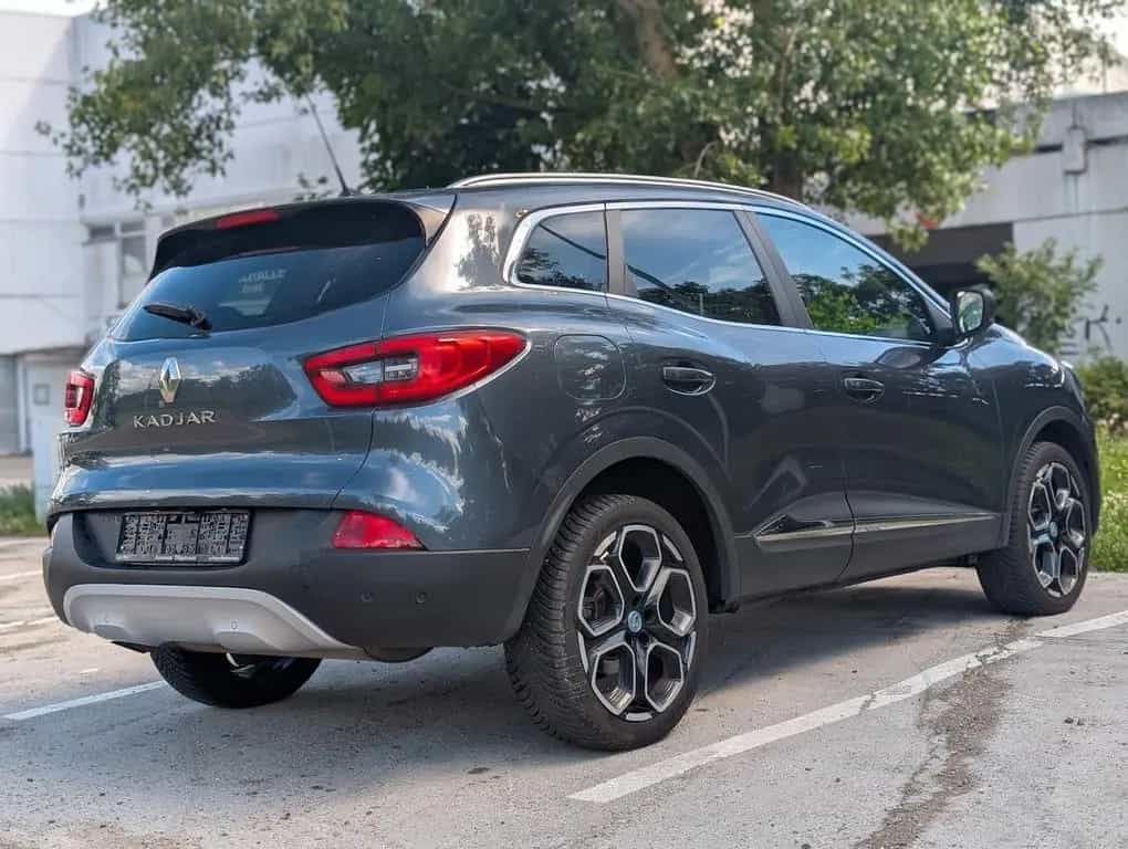 Renault Kadjar Crossborder-S PANO. NAVI. SHZ. BOSE 08/2018-photo-3