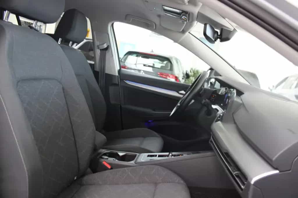 Volkswagen Golf VIII Variant/DSG/AHK/NAVI/STZHZ/LED+/PDC/AL 06/2022-photo-13