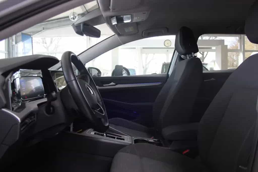 Volkswagen Golf VIII Variant/DSG/AHK/NAVI/STZHZ/LED+/PDC/AL 06/2022-photo-4