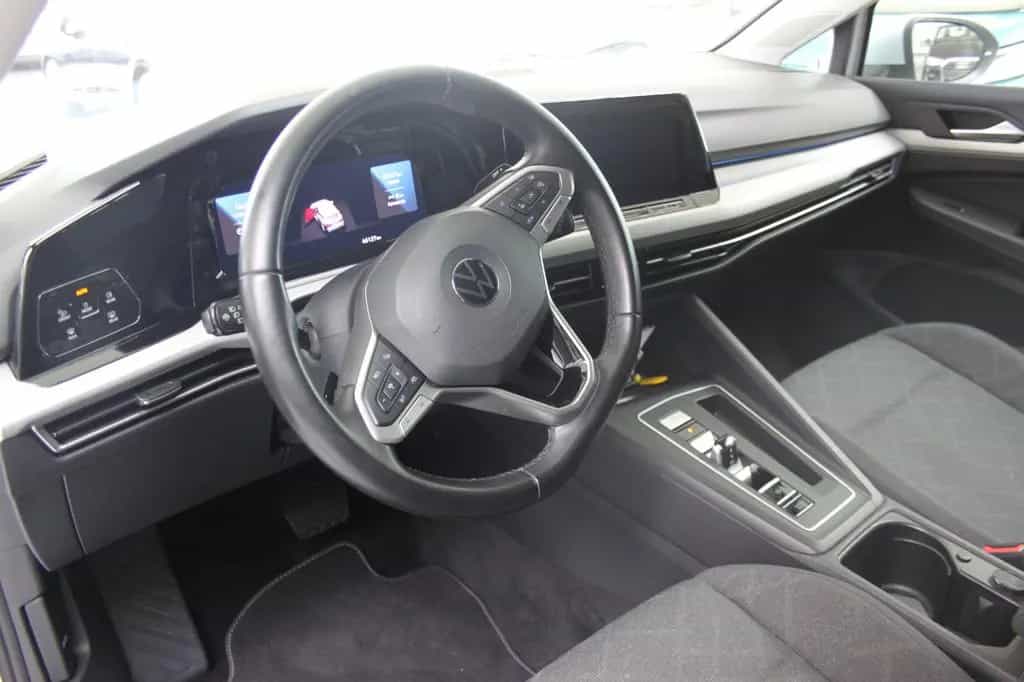 Volkswagen Golf VIII Variant/DSG/AHK/NAVI/STZHZ/LED+/PDC/AL 06/2022-photo-5