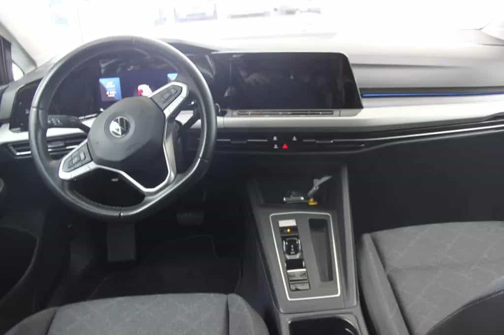 Volkswagen Golf VIII Variant/DSG/AHK/NAVI/STZHZ/LED+/PDC/AL 06/2022-photo-7