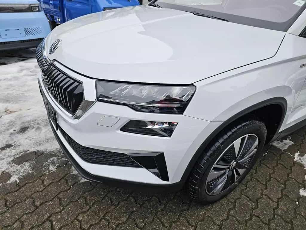 Skoda Karoq 1.5 TSI TOUR+BEH.LENKRAD+FRONTSCHEIBE+ACC+ 07/2022-photo-5
