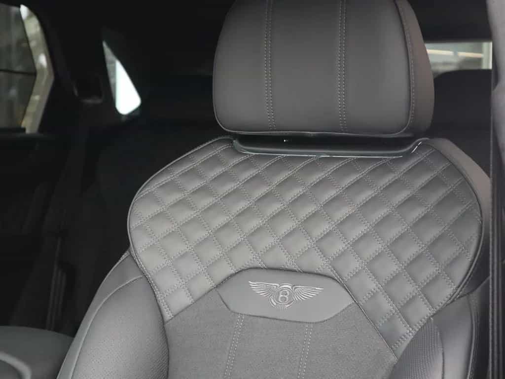 Bentley Bentayga V8 S *Satin*Naim*Parking Heater* 01/2026-photo-16
