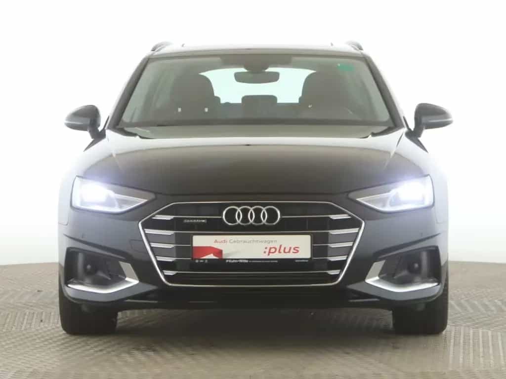 Audi A4 Avant 45 TFSI quattro advanced Pano+LED+PDC 12/2021-photo-1