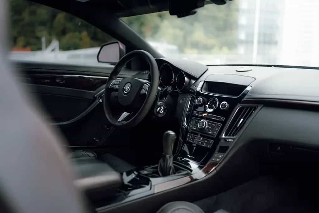 Cadillac CTS Coupe CTS-V V8 Manual 01/2013-photo-10