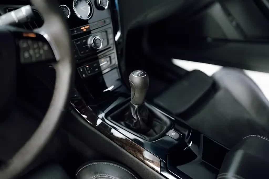 Cadillac CTS Coupe CTS-V V8 Manual 01/2013-photo-11