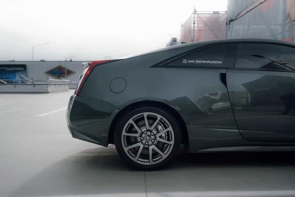 Cadillac CTS Coupe CTS-V V8 Manual 01/2013-photo-6