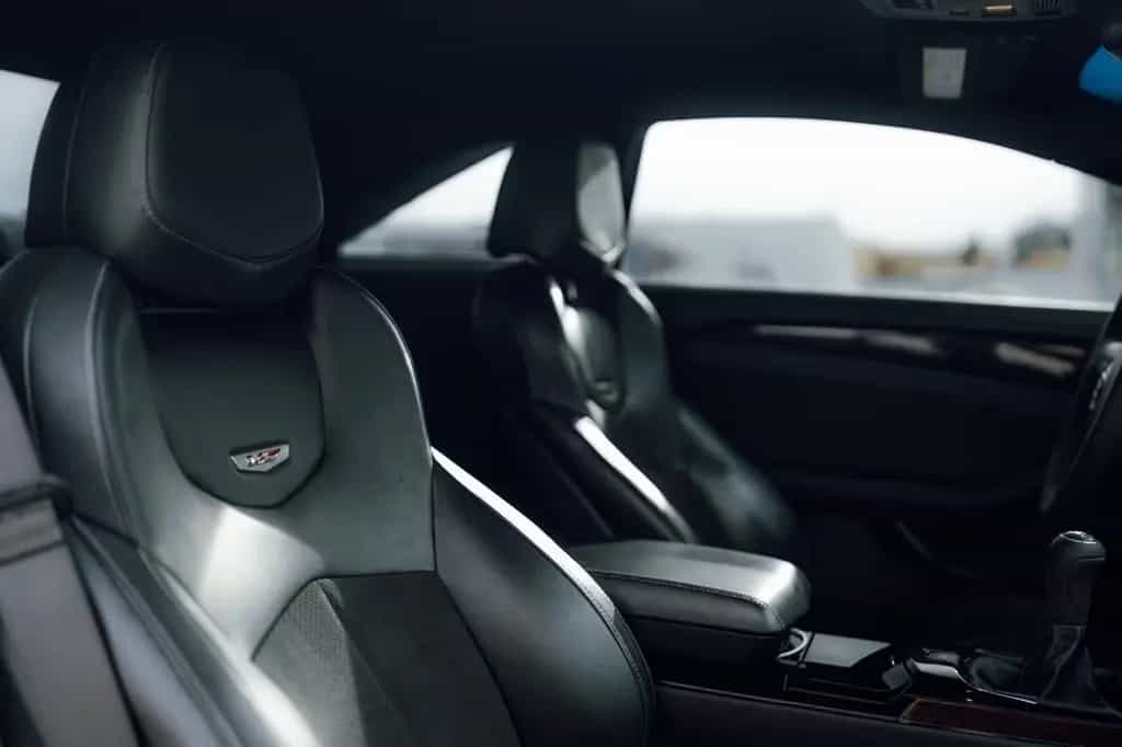 Cadillac CTS Coupe CTS-V V8 Manual 01/2013-photo-8
