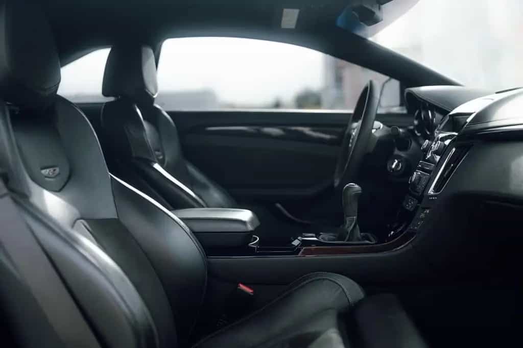 Cadillac CTS Coupe CTS-V V8 Manual 01/2013-photo-9