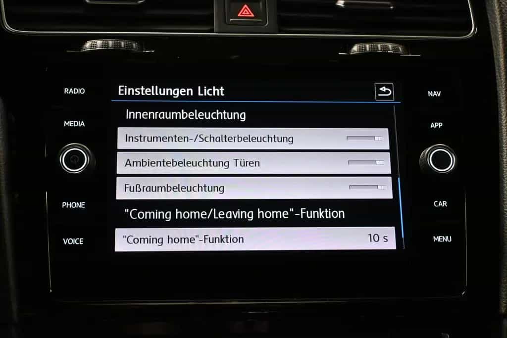 Volkswagen Golf 7 R 4M *MATRIX*DYNAUDIO*DCC*VIRTUAL*ACC*SHZ 12/2017-photo-31