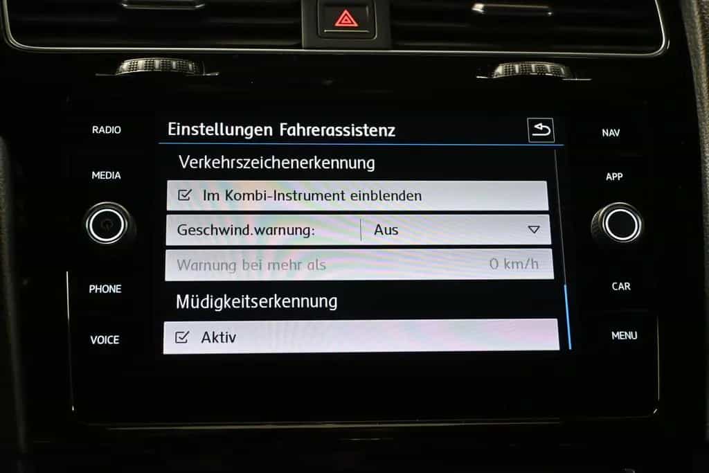 Volkswagen Golf 7 R 4M *MATRIX*DYNAUDIO*DCC*VIRTUAL*ACC*SHZ 12/2017-photo-34