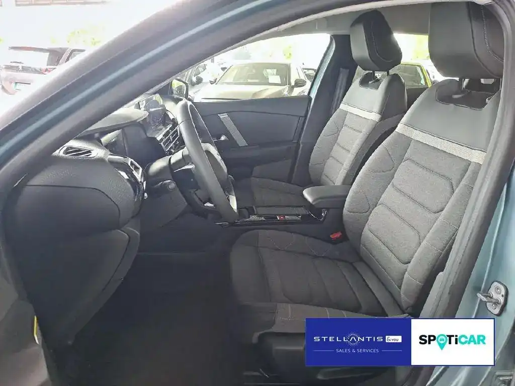 Citroën C4 Feel Pack 1.2 PureTech 130* SHZ*NAVI 02/2023-photo-8