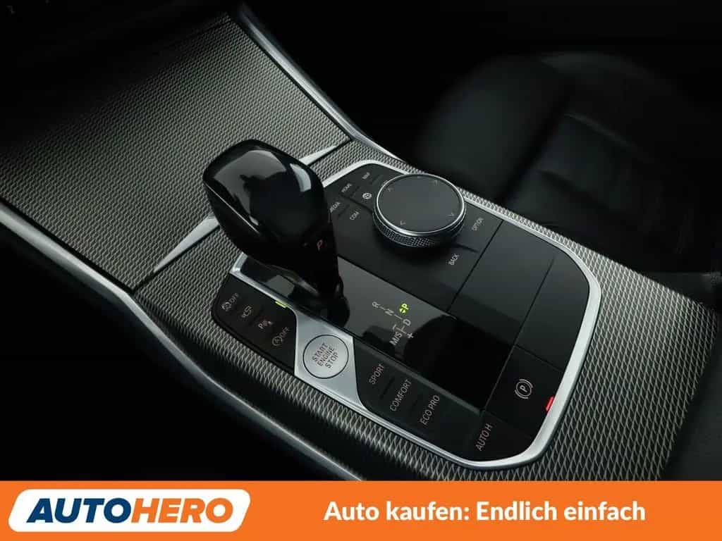 BMW 330 i xDrive M Sport Aut.*NAVI*LED*360CAM*ACC*SHZ 03/2020-photo-25