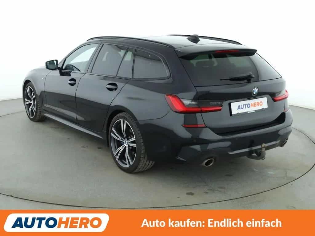 BMW 330 i xDrive M Sport Aut.*NAVI*LED*360CAM*ACC*SHZ 03/2020-photo-3