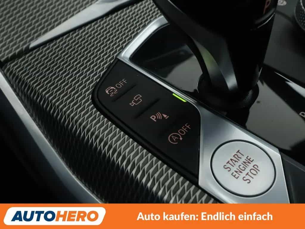 BMW 330 i xDrive M Sport Aut.*NAVI*LED*360CAM*ACC*SHZ 03/2020-photo-31