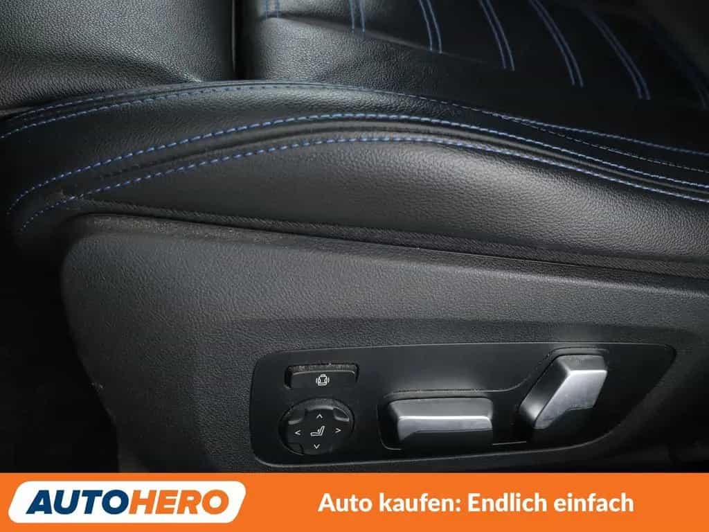 BMW 330 i xDrive M Sport Aut.*NAVI*LED*360CAM*ACC*SHZ 03/2020-photo-33