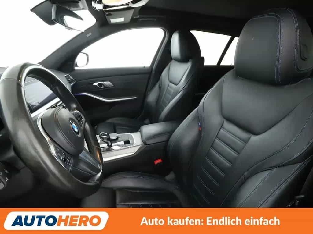 BMW 330 i xDrive M Sport Aut.*NAVI*LED*360CAM*ACC*SHZ 03/2020-photo-9