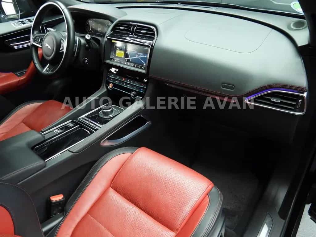 Jaguar F-Pace R-SPORT AWD/LED/PANO/MEMORY 03/2020-photo-18