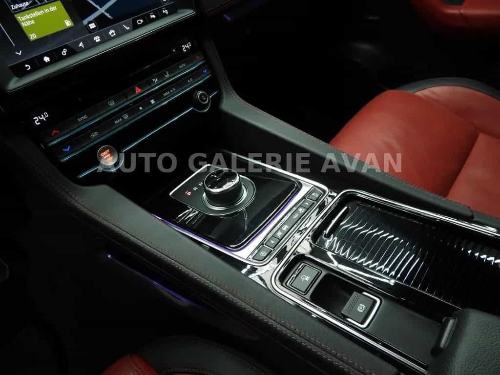 Jaguar F-Pace R-SPORT AWD/LED/PANO/MEMORY 03/2020-photo-20