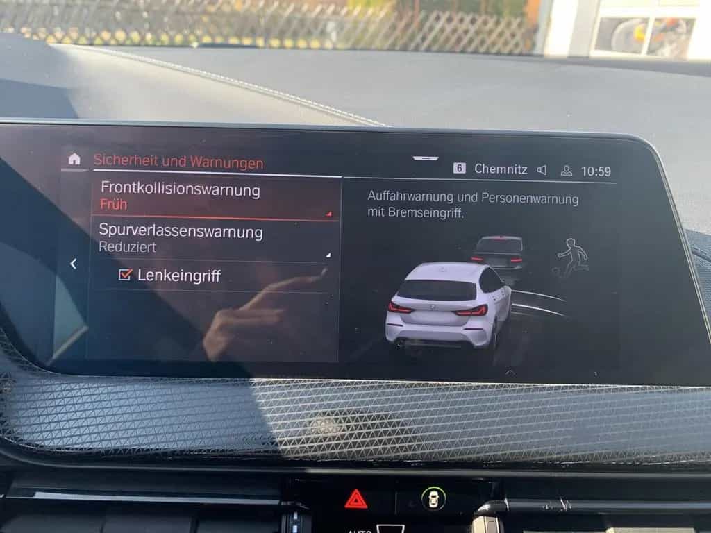 BMW 116 i SPORT LINE LED+NAVI+SHZ+DAB+PDC+TEMPOMAT 04/2024-photo-32