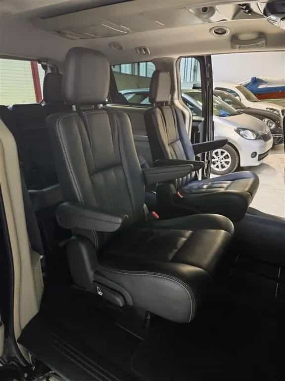 Lancia Voyager 2.8 JTDM 163cv Gold - IVA ESPOSTA 11/2012-photo-10
