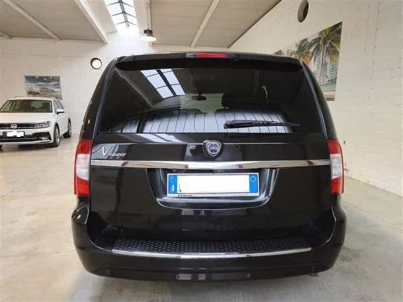Lancia Voyager 2.8 JTDM 163cv Gold - IVA ESPOSTA 11/2012-photo-5