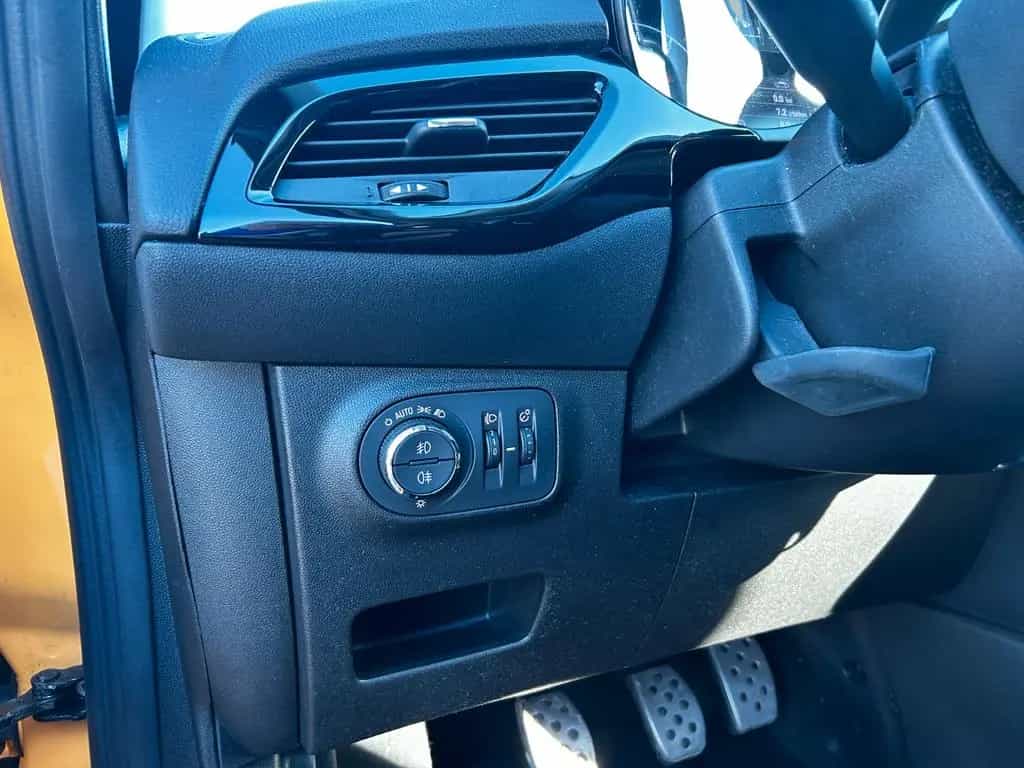 Opel Corsa 1.4 Turbo ecoFLEX Color Edition 05/2017-photo-18