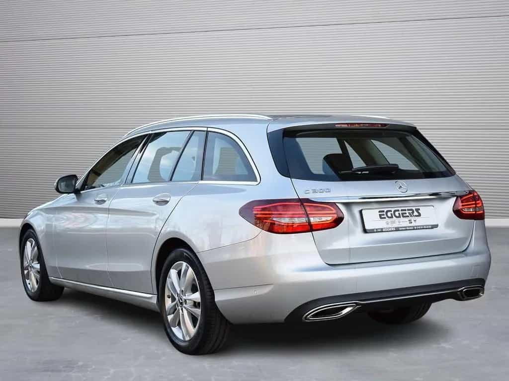 Mercedes-Benz C-Class 300 T Aut. *Avantgarde*AHK*Pano*Navi*RüKa*LED* 08/2019-photo-2