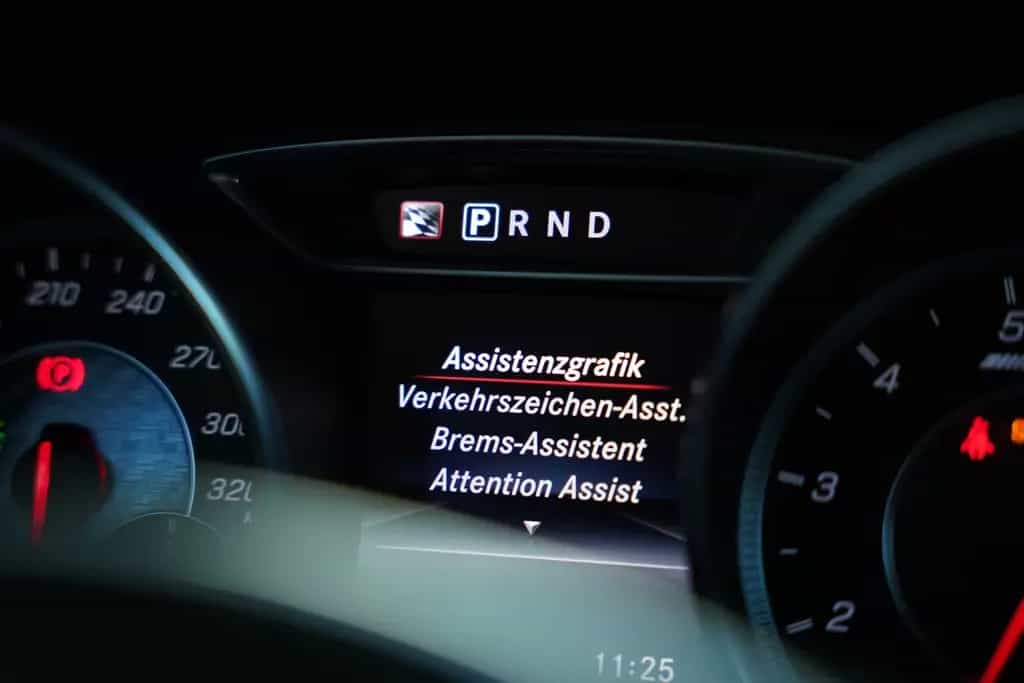 Mercedes-Benz CLA 45 AMG Shooting Brake 4M *19*Schale*S-Abgas 08/2018-photo-24