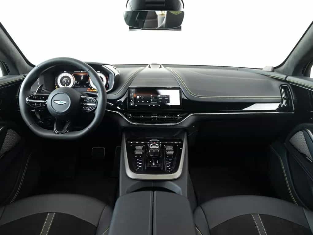 Aston Martin DBX 4.0 V8 707 null-photo-8