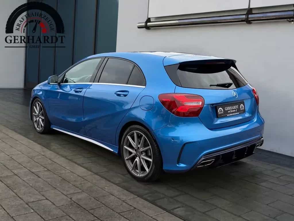 Mercedes-Benz A 45 AMG 4Matic*NAVI*PANO*CAM*AUTOM.*LED* 02/2017-photo-2