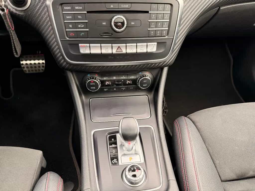 Mercedes-Benz A 45 AMG 4Matic*NAVI*PANO*CAM*AUTOM.*LED* 02/2017-photo-26