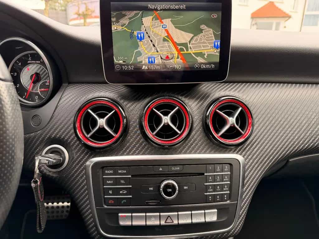 Mercedes-Benz A 45 AMG 4Matic*NAVI*PANO*CAM*AUTOM.*LED* 02/2017-photo-27