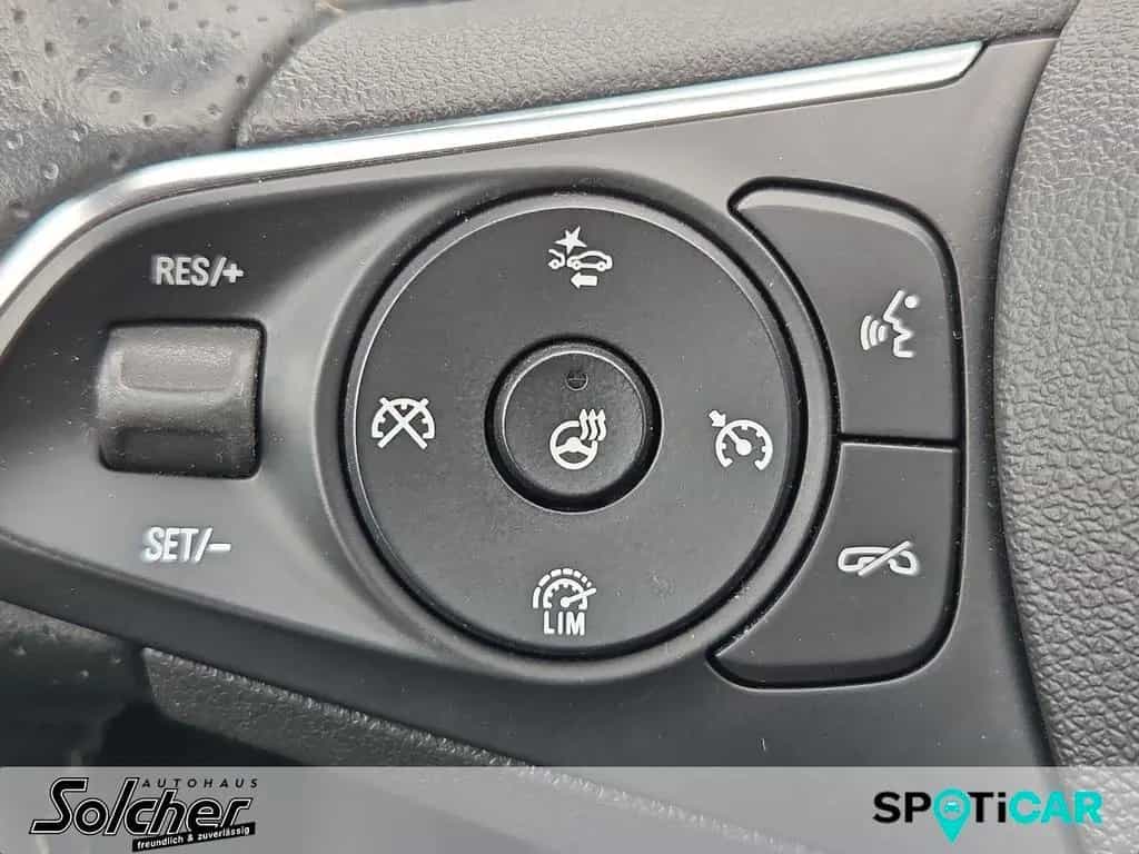 Opel Insignia 2.0 BiTurbo Ultimate 4x4*Navi*R-Kamera* 05/2019-photo-12