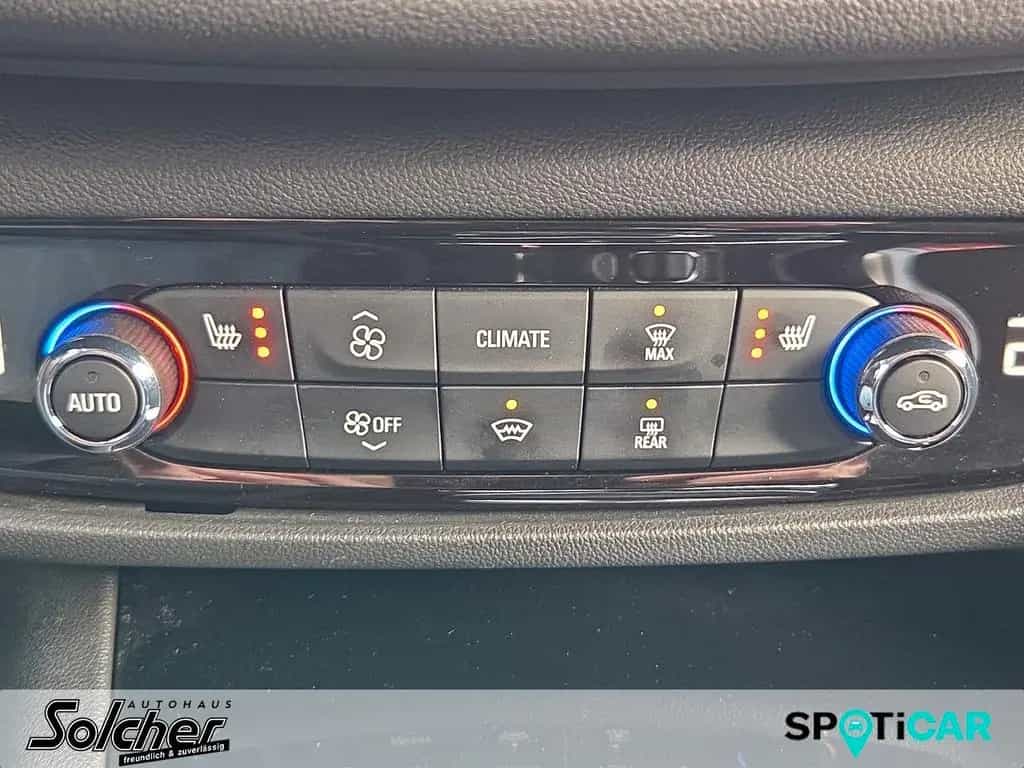 Opel Insignia 2.0 BiTurbo Ultimate 4x4*Navi*R-Kamera* 05/2019-photo-19
