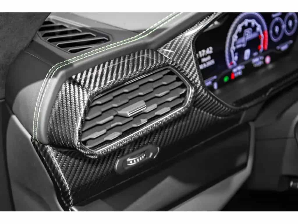 Lamborghini Urus V8 - NERO HELENE / VERDE 05/2021-photo-19